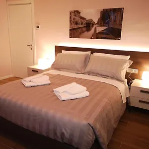 2 Navigli Bed & Breakfast Milaan