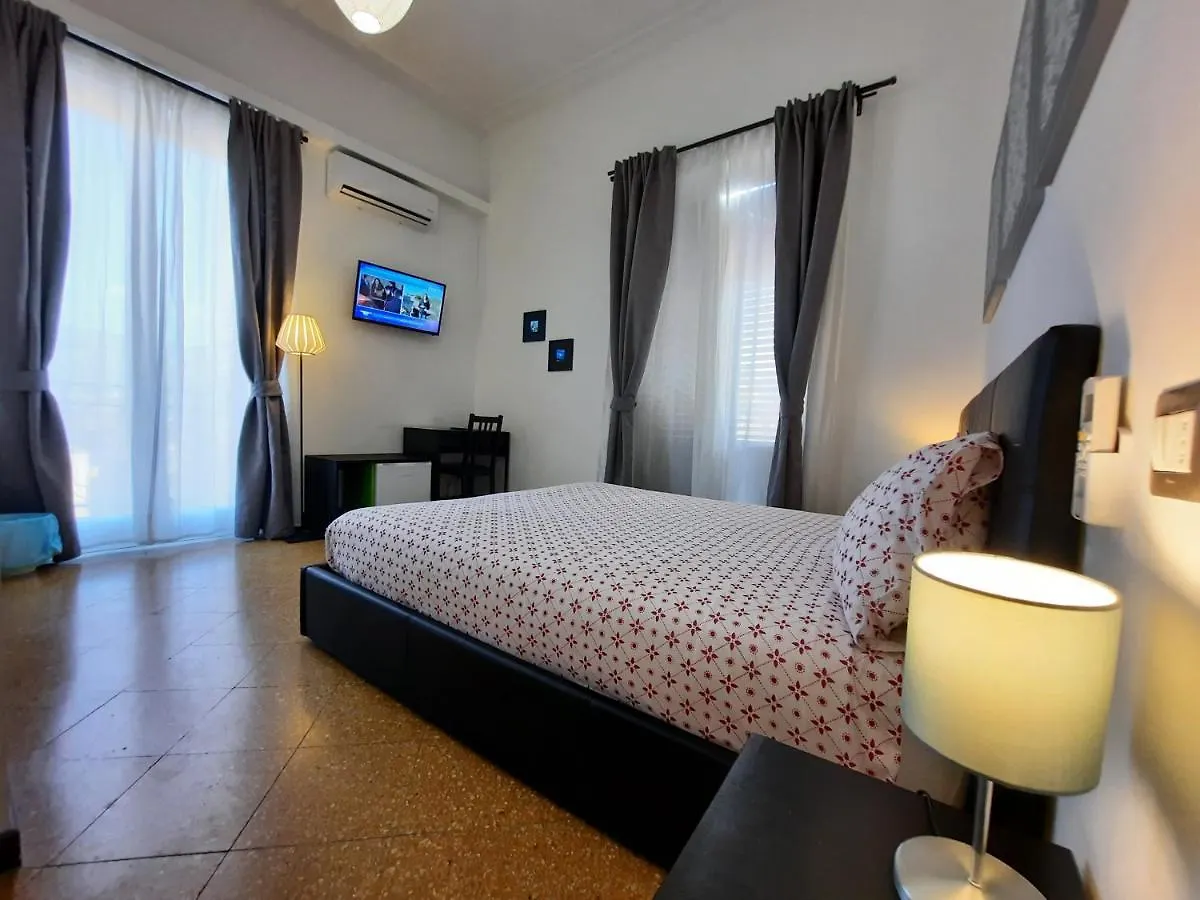 ** Affittacamere Hotel Politeamari Palermo Italia